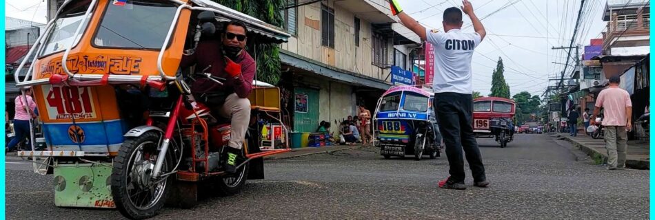 PHOTO of the DAY for December 01, 2023 – Pedicab traffic in Bais City