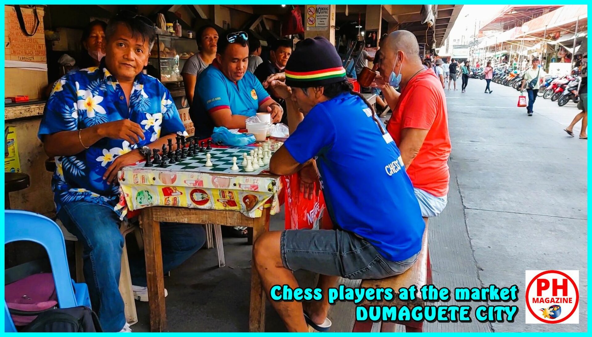 SIGHTS OF NEGROS ORIENTAL - PHOTO OF THE DAY - Chess players at the market in Dumaguete City