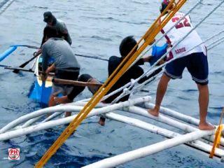 sights-of-negros-oriental-buying-fish-at-sea-04